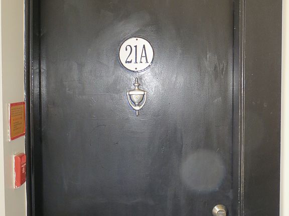 Front unit door 