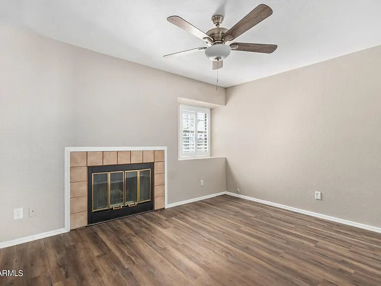 6920 W Morrow Dr — Photo 13