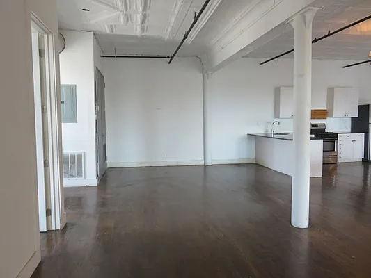 Rented by Regal Management | media 43