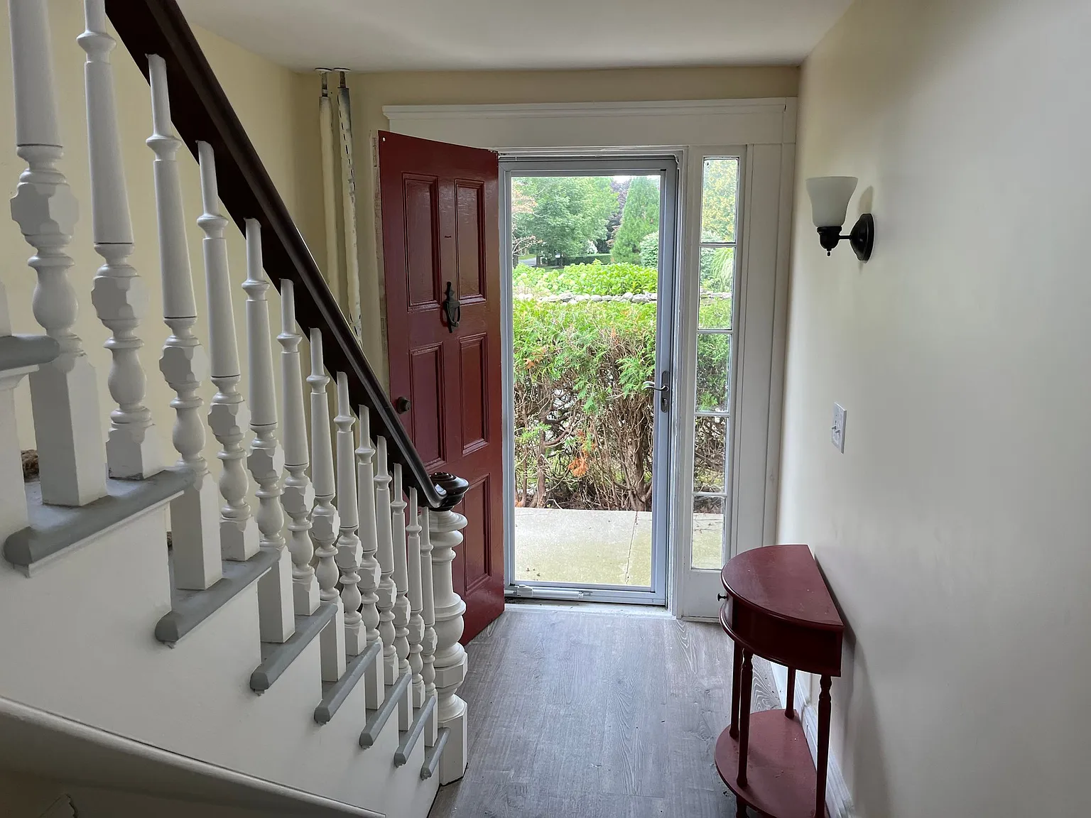 328 Gulf Rd — Photo 2