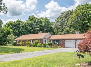 256 W Greenville Rd, Scituate, RI 02857