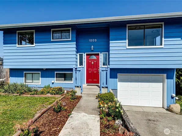 1009 W 6th Street, Port Angeles, WA 98363
