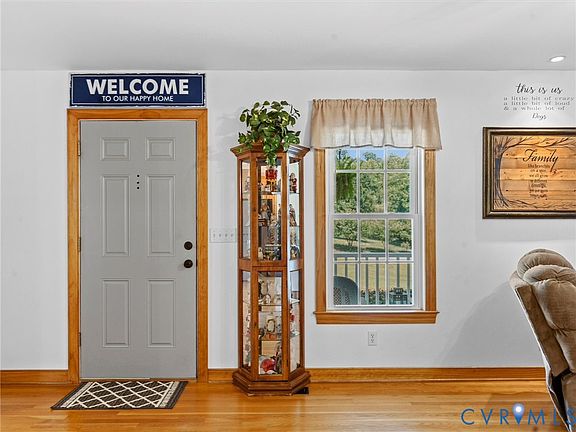 5th image of 15561 Mica Ln