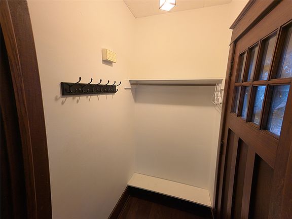 3rd image of 2622 Plum St