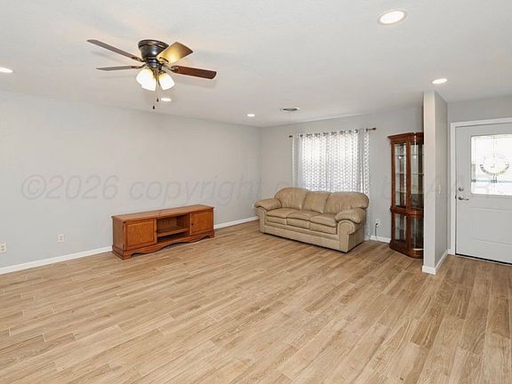 4th image of 3422 Nebraska St