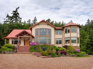 3058 Hales Passage Dr, Lummi Island, WA 98262