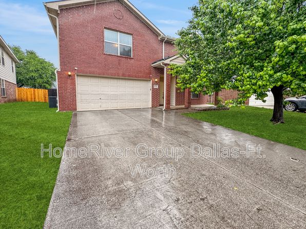 4881 Trail Hollow Dr