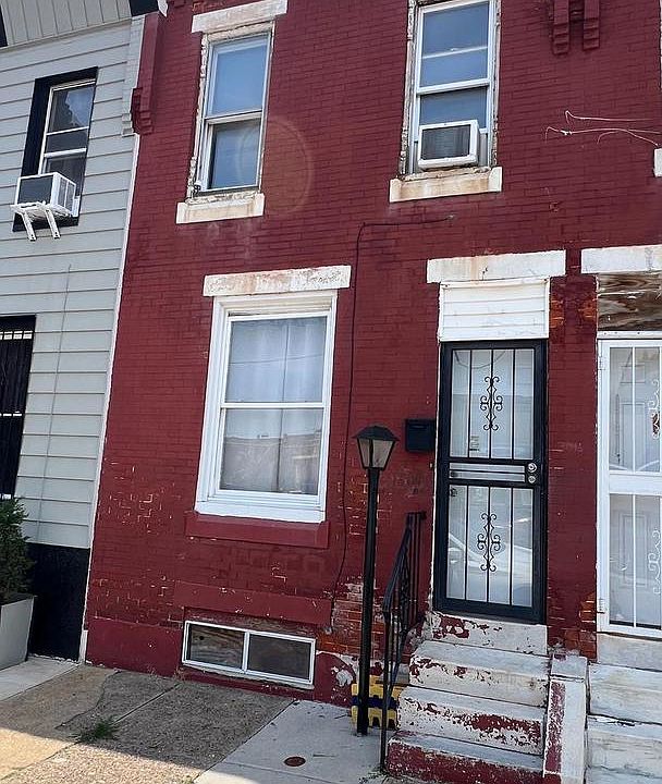 1st image of 3046 Rosehill St