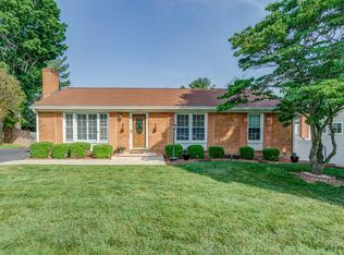 3713 Janney Ln, Roanoke, VA 24018