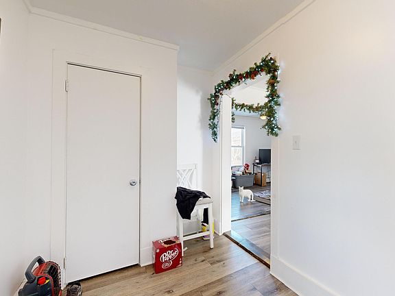 4th image of 65 Cram Avenue