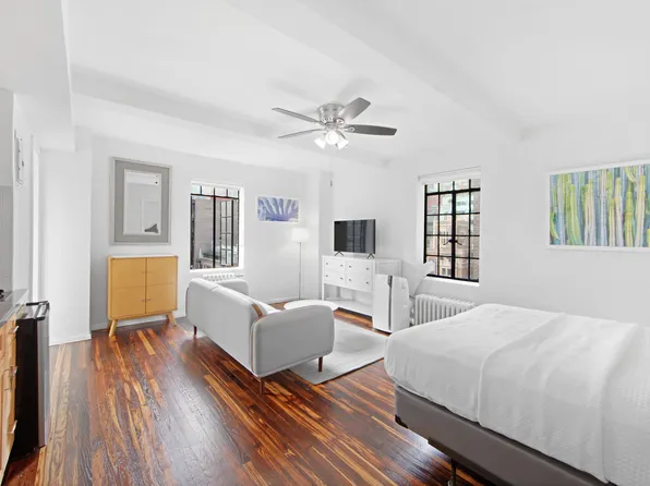 45 Tudor City Place image 1 of 12