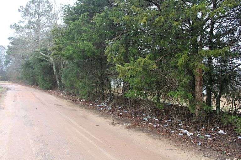 2nd image of 1881 County Road 28
