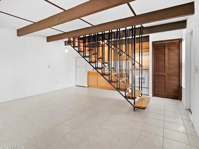 4618 Overlook Dr NE — Photo 5