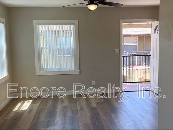 3rd image of 388 Park Way APT D