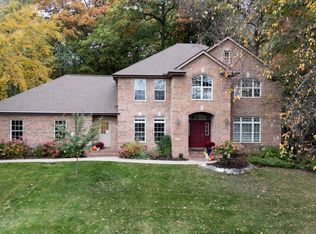 1932 Baihly Estates Ln SW, Rochester, MN 55902