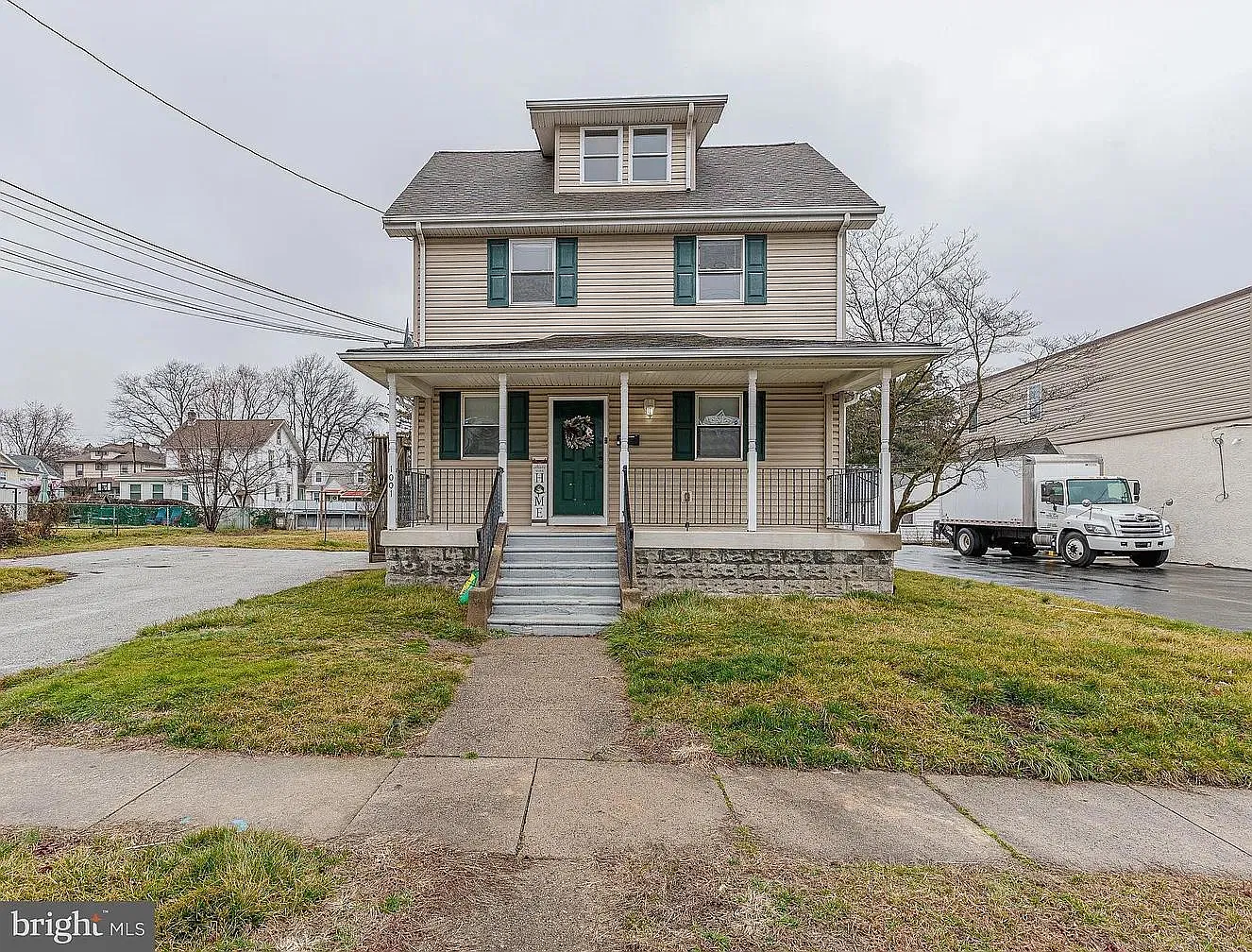 1001 Chestnut St — Photo 1