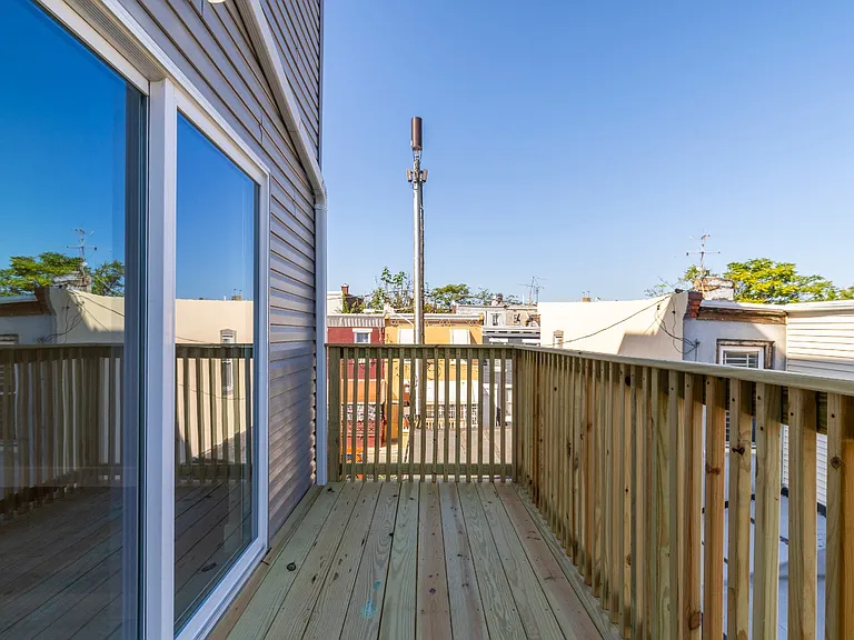 429 W York St #2 — Photo 17