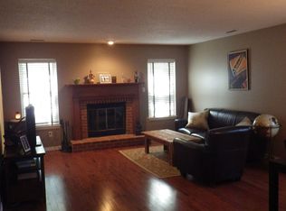 932 Sugar Tree Ct, Chesapeake, VA 23320