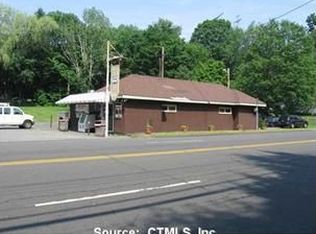 382 Amity Rd, Woodbridge, CT 06525