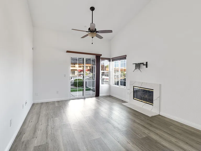 13300 Spring Valley Pkwy #A — Photo 2