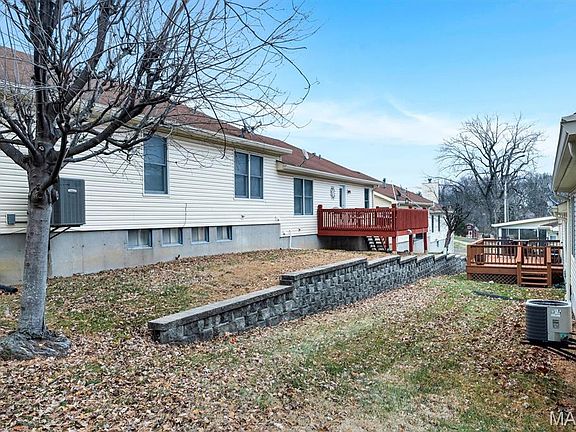 5th image of 1031 Forder Square Dr