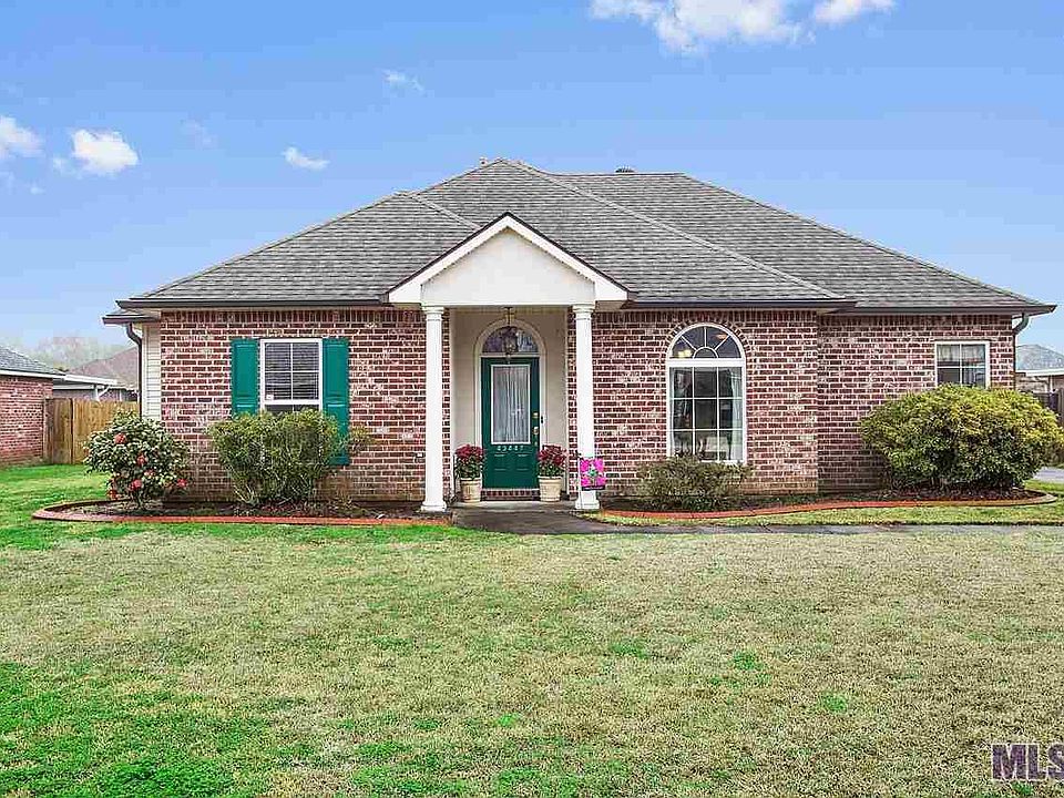 1st image of 43447 N Great Oak Ct