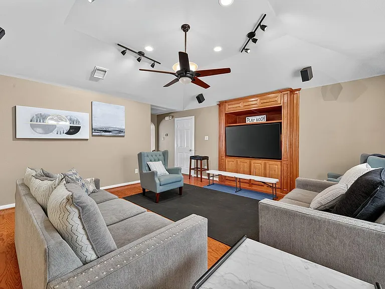 11938 Rosebrier Park Ln — Photo 33