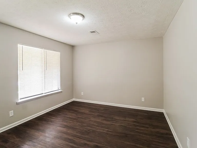 2861 Panther Ct — Photo 6