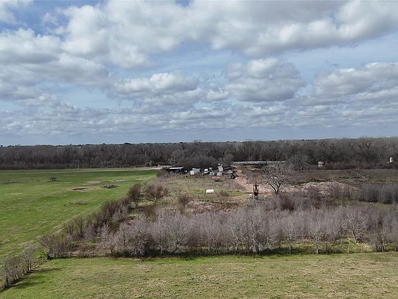 5th image of 1361 Siedel Rd