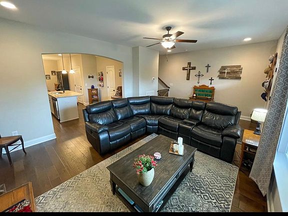 3rd image of 151 Grandstand Blvd