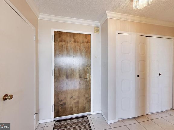 4th image of 5225 Pooks Hill Rd APT 1319S