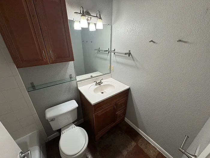 3428 Willowrun Dr #1 — Photo 7