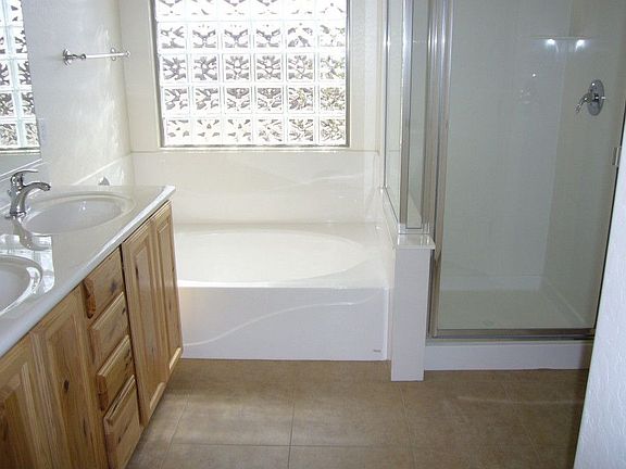 5th image of 4421 E Tanzanite Ln