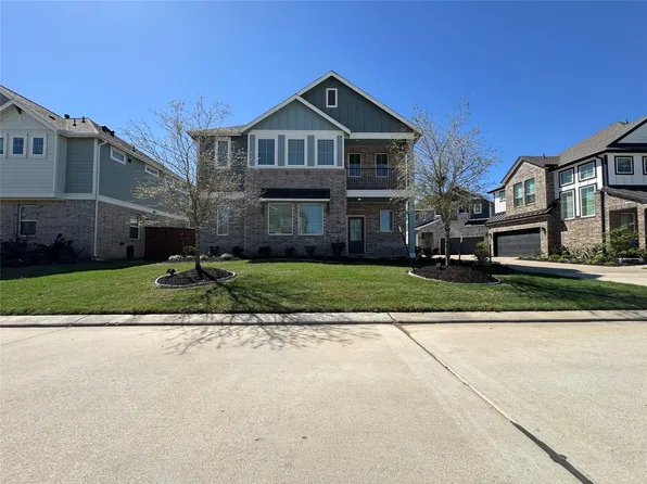 7743 Swooping Swallow Ln, Katy, TX 77493