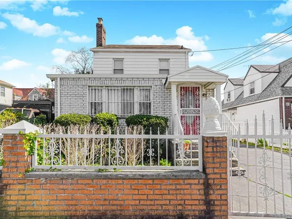 217-22 102nd Ave, Queens Village, NY 11429