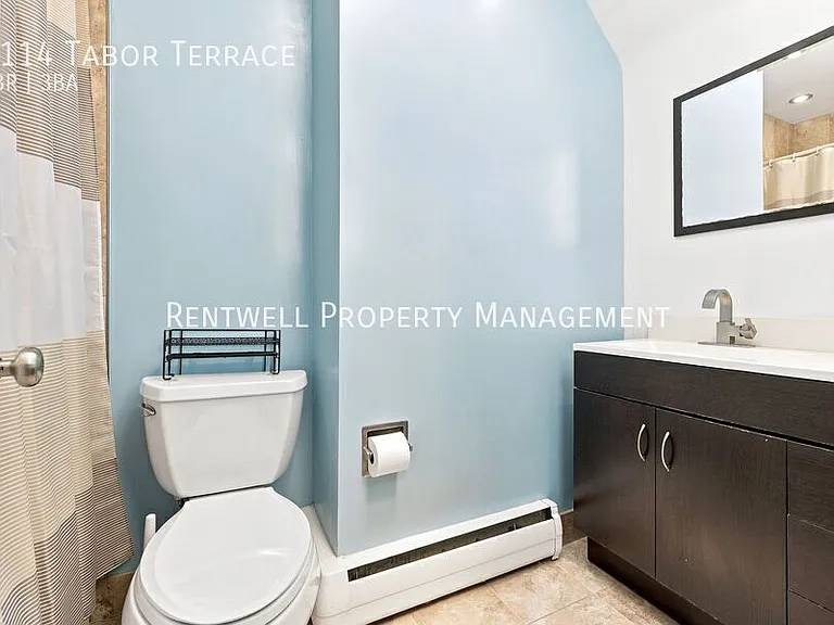 1114 Tabor Ter — Photo 23