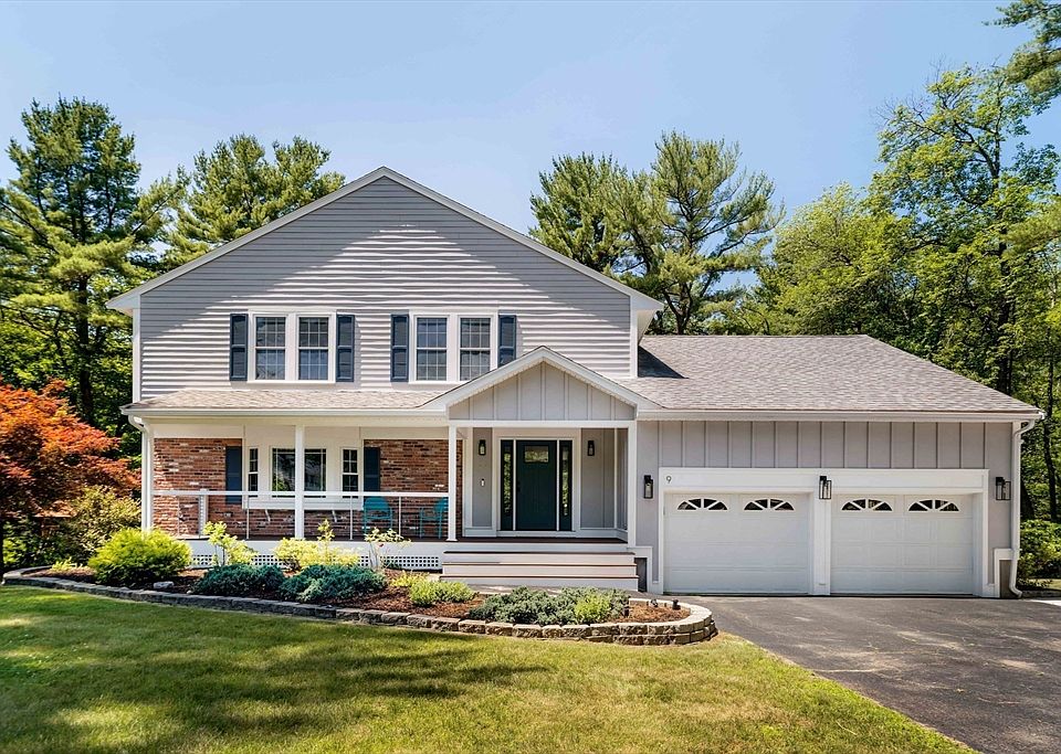 1st image of 9 Waverly Dr