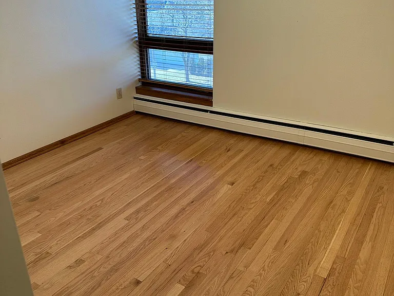 505 E Henry Clay St #204 — Photo 32