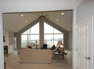 174 Bear Trce, Sunrise Beach, MO 65079