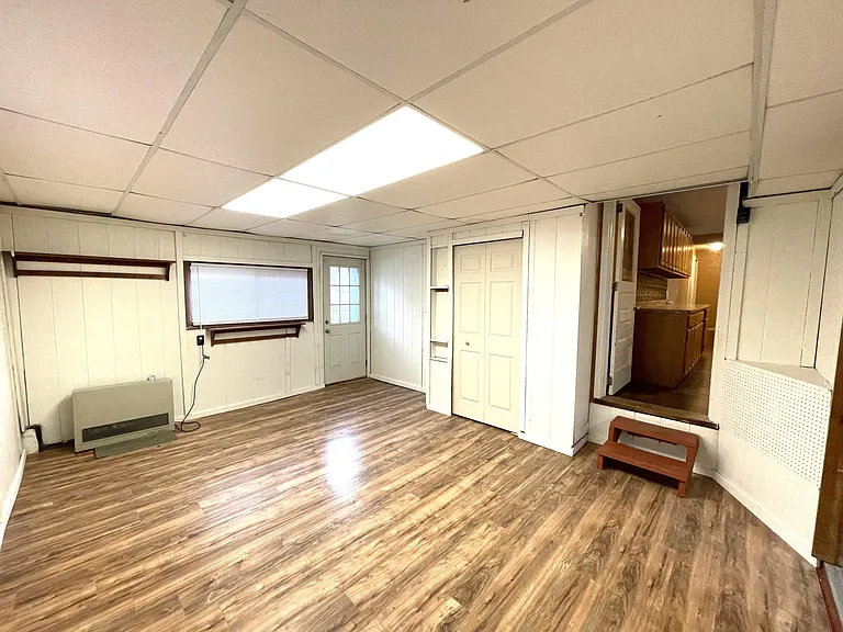 141 Richards Ave — Photo 9