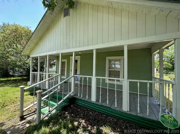 409 S 19th Ave, Durant, OK 74701