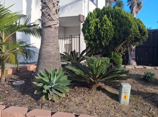 552 Copper Dr, Vista, CA 92083