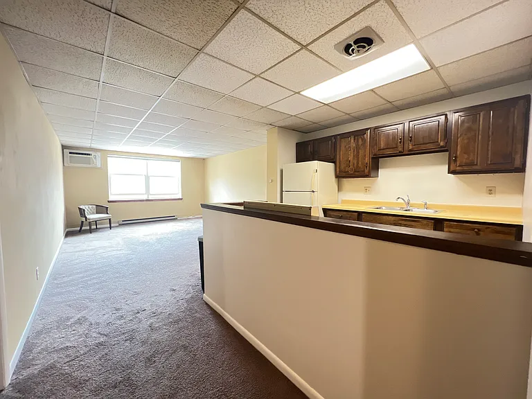 525 N 3rd St #3 — Photo 24