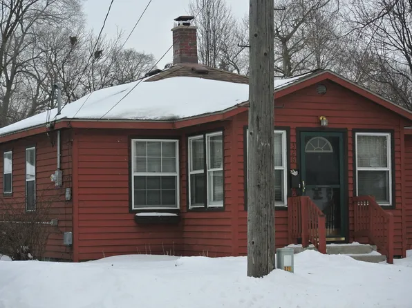 326 Sigsbee Ave NE, Rockford, MI 49341