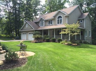 3605 Grand Bluffs Ct SW, Grand Rapids, MI 49534