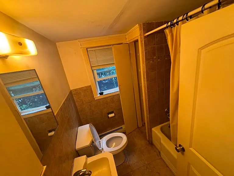 57 Lakeview Ave #A — Photo 7