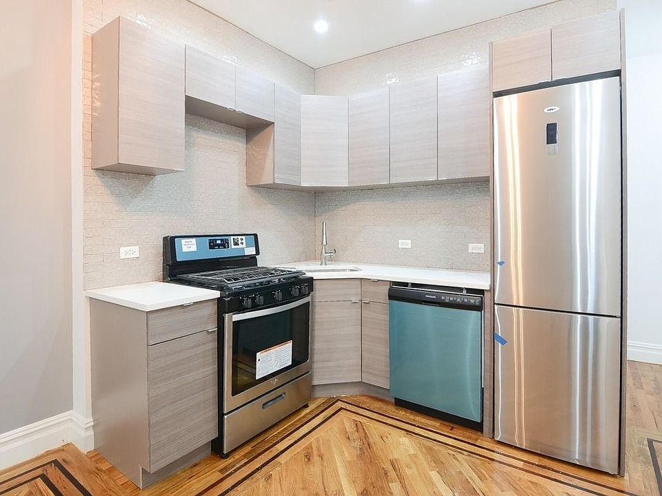 1st image of 690 Macon St #3