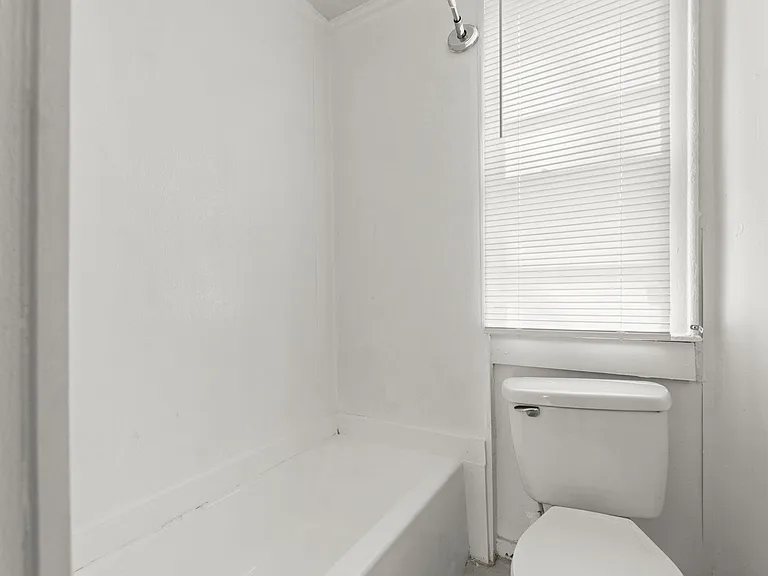 138 Line St #G — Photo 9