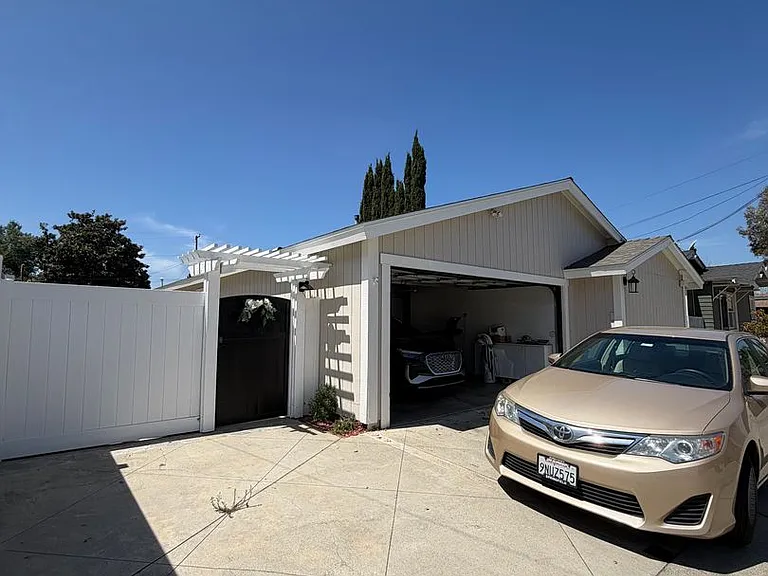 535 E Van Bibber Ave — Photo 15