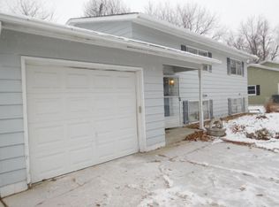 1029 N Linden Ave, Decatur, IL 62522